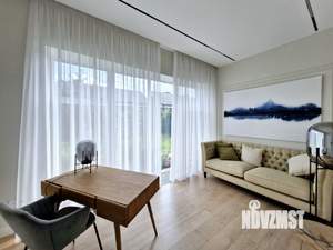 Дом 175м&sup2;, 2-этажный, участок 6 сот.  