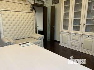 Коттедж 324м², 3-этажный, участок 10 сот.  