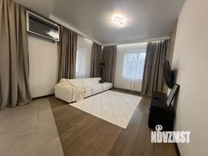 Коттедж 299м², 2-этажный, участок 18 сот.  