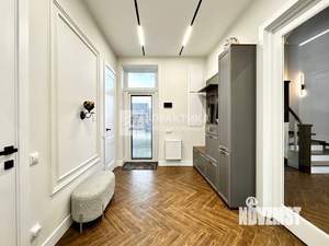 Дом 150м², 2-этажный, участок 6 сот.  