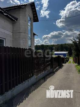 Дом 270м², 2-этажный, участок 6 сот.  