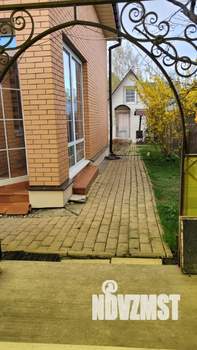 Дом 139м², 2-этажный, участок 6 сот.  