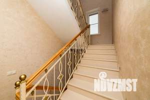 Коттедж 260м², 4-этажный, участок 6 сот.  