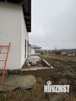 Дом 175м&sup2;, 5-этажный, участок 15 сот.  