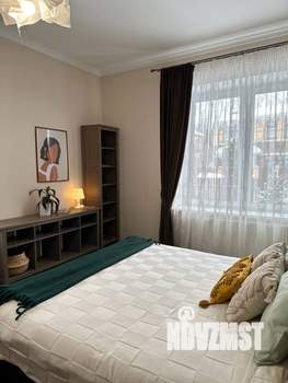 Дом 220м&sup2;, 2-этажный, участок 5 сот.  