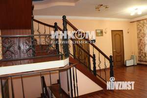 Дом 463м², 3-этажный, участок 24 сот.  