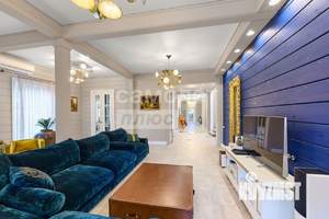 Дом 450м², 3-этажный, участок 23 сот.  