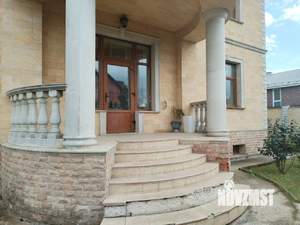 Коттедж 2221м², 3-этажный, участок 50 сот.  