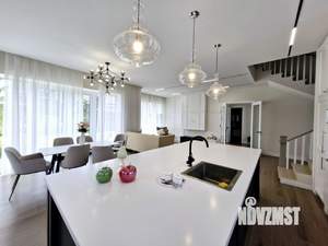 Дом 175м², 2-этажный, участок 6 сот.  