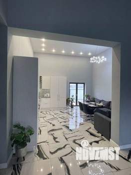 Дом 218м², 1-этажный, участок 6 сот.  