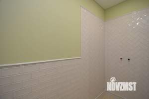 Дом 303м&sup2;, 2-этажный, участок 18 сот.  