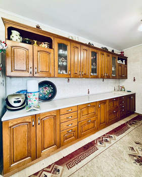 Дом 200м², 3-этажный, участок 6 сот.  