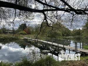 Коттедж 250м², 2-этажный, участок 10 сот.  