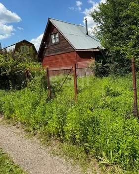 Дом 25м², 2-этажный, участок 5 сот.  