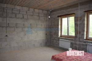 Коттедж 227м², 2-этажный, участок 10 сот.  