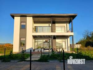 Дом 238м&sup2;, 2-этажный, участок 8 сот.  