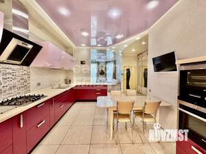 Таунхаус 165м², 4-этажный, участок 4 сот.  