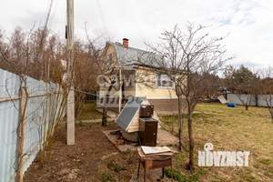 Дом 40м², 2-этажный, участок 6 сот.  
