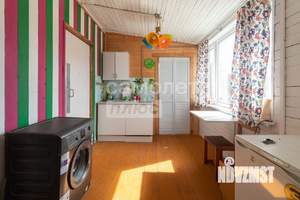 Дом 40м², 2-этажный, участок 6 сот.  