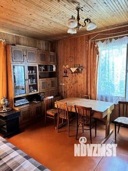 Дом 64м², 2-этажный, участок 6 сот.  
