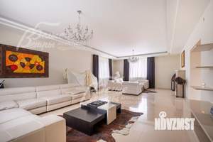 Дом 369м², 3-этажный, участок 24 сот.  