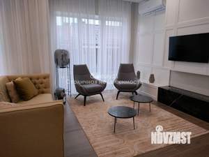 Коттедж 180м², 2-этажный, участок 8 сот.  