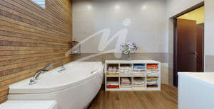 Дом 333м², 4-этажный, участок 12 сот.  