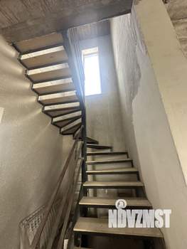 Коттедж 157м², 2-этажный, участок 8 сот.  