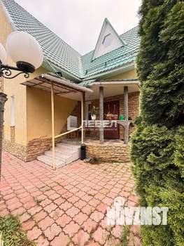 Дом 250м², 2-этажный, участок 10 сот.  