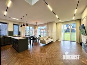 Дом 150м², 2-этажный, участок 6 сот.  