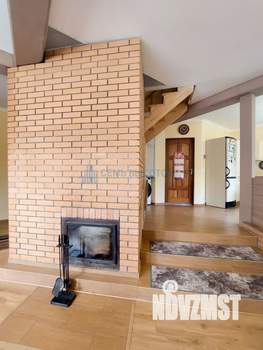 Дом 183м², 2-этажный, участок 12 сот.  