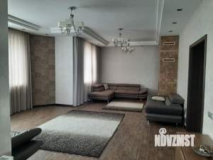 Коттедж 485м², 2-этажный, участок 20 сот.  