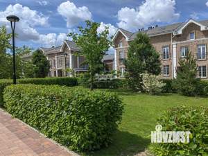 Таунхаус 200м&sup2;, 3-этажный, участок 3 сот.  