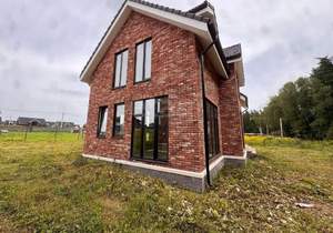 Дом 150м², 2-этажный, участок 6 сот.  