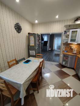 Таунхаус 244м², 2-этажный, участок 5 сот.  