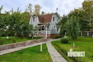 Дом 450м&sup2;, 3-этажный, участок 23 сот.  