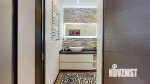 Дом 320м&sup2;, 3-этажный, участок 12 сот.  