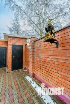 Дом 500м², 3-этажный, участок 7 сот.  