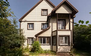 Дом 240м², 3-этажный, участок 5 сот.  