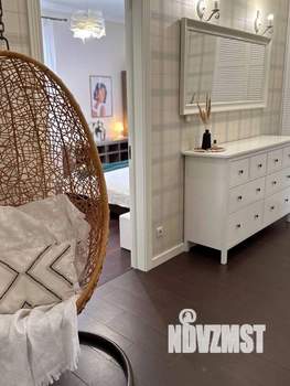 Дом 220м&sup2;, 2-этажный, участок 5 сот.  