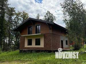 Коттедж 185м², 2-этажный, участок 8 сот.  