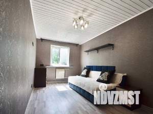 Дом 105м², 2-этажный, участок 6 сот.  