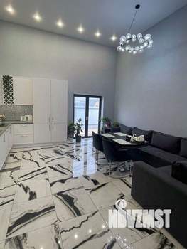 Дом 218м&sup2;, 1-этажный, участок 6 сот.  