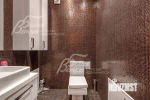 Дом 369м², 3-этажный, участок 24 сот.  