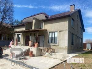 Коттедж 393м&sup2;, 2-этажный, участок 9 сот.  