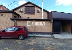 Дом 210м², 2-этажный, участок 8 сот.  