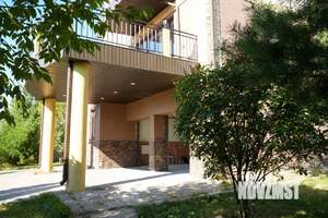Дом 550м², 4-этажный, участок 17 сот.  