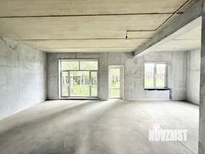 Коттедж 210м², 2-этажный, участок 8 сот.  