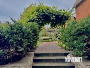 Коттедж 360м&sup2;, 4-этажный, участок 13 сот.  