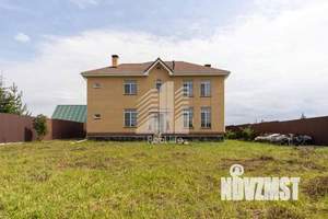 Дом 245м², 2-этажный, участок 15 сот.  
